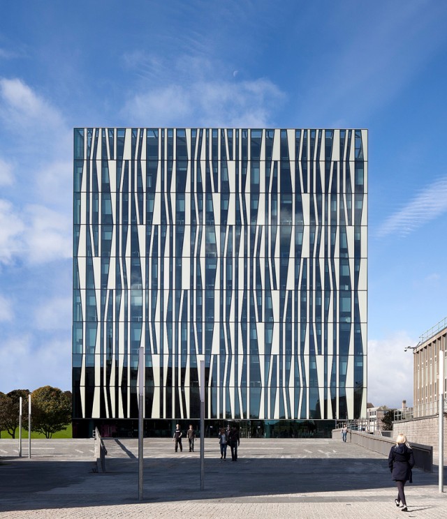 英國Aberdeen大學(xué)圖書館新館