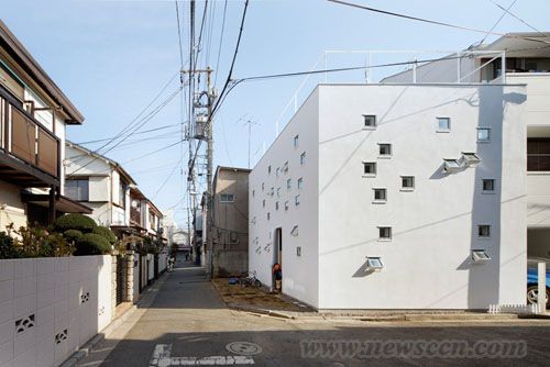 日本為聾啞家庭設(shè)計(jì)的愛(ài)心住宅“roomroom”